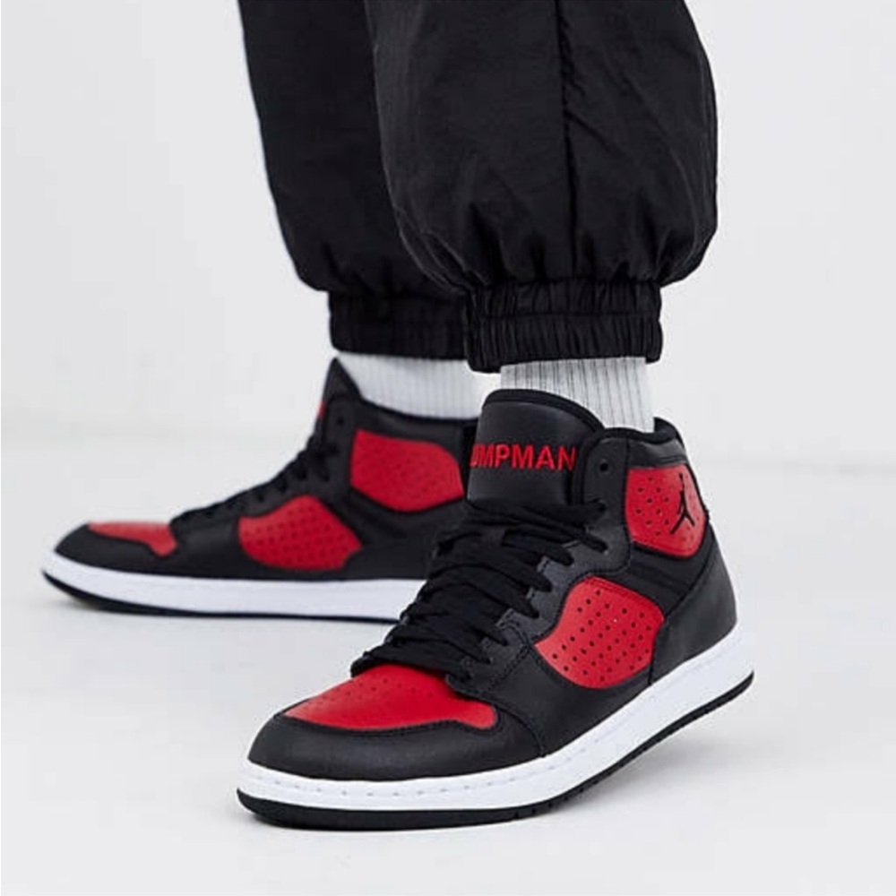 Nike Air Jordan Access Bred Mid Black Red Mens 7.5 AR3762-006 Jumpman Sneakers